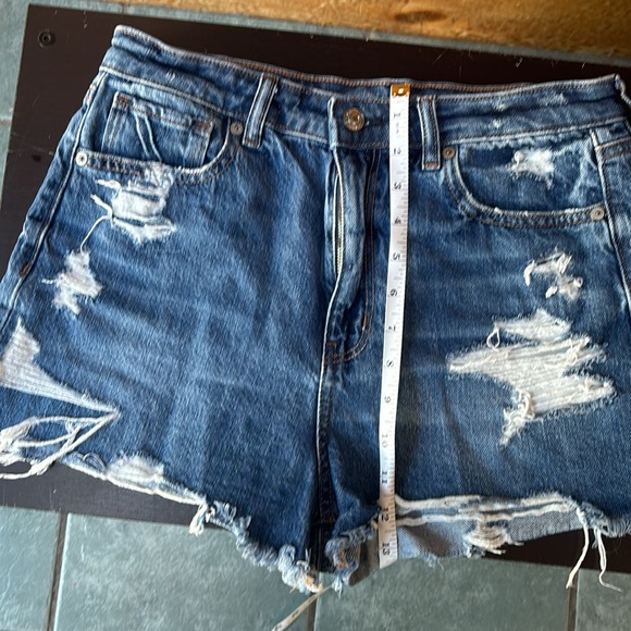 American Eagle Mom Short - size 8 - Picture 8 of 9